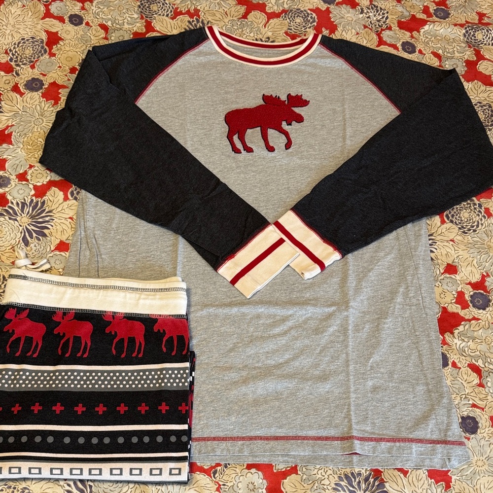 Lazy One Two Tone Gray PJ's/Long Sleeve Moose Crewneck Top & Coordinating Pants